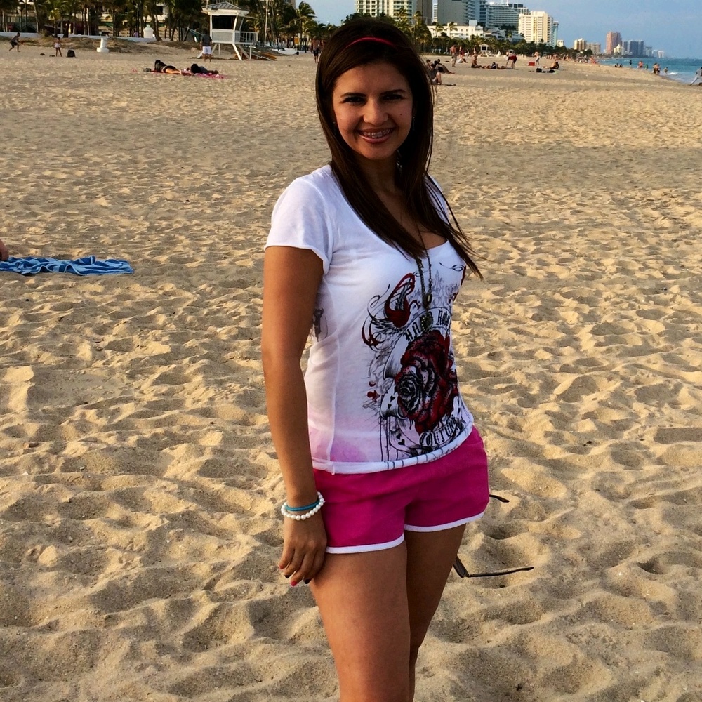 Meet your Posher, Jhoana